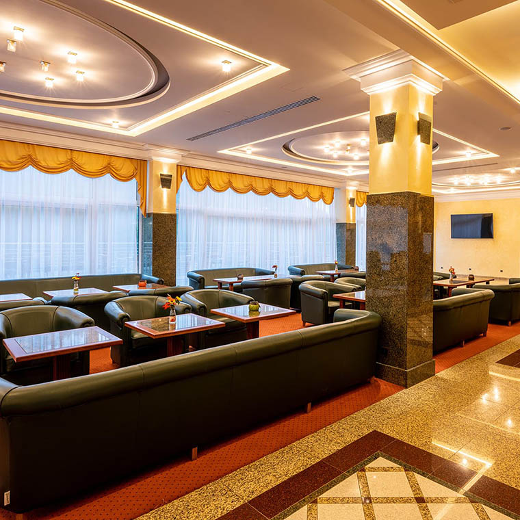 Lobby bar 2